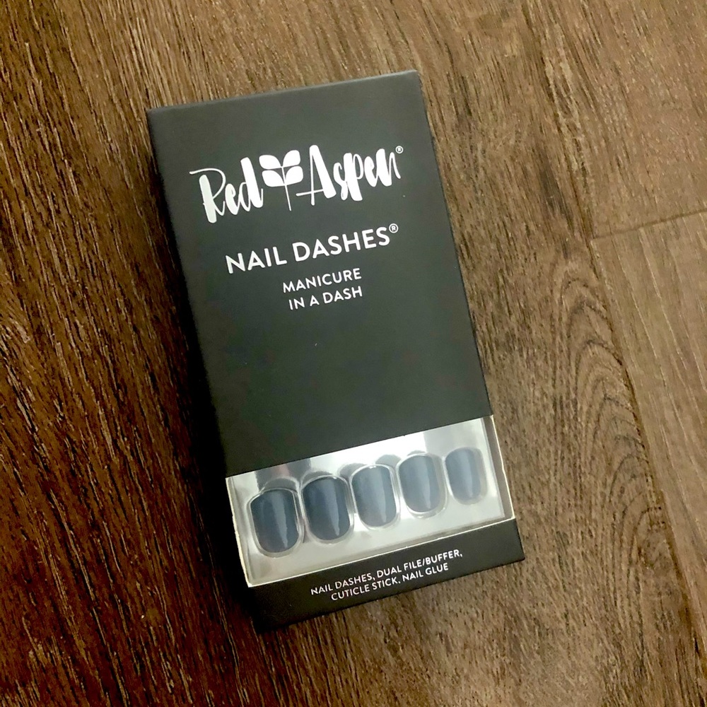 Red Aspen Nail Dash -Dark + Stormi